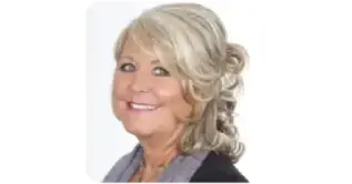 Woman smiling in a natural lifestyle portrait